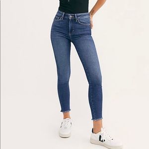 Free People Raw High Rise Jegging